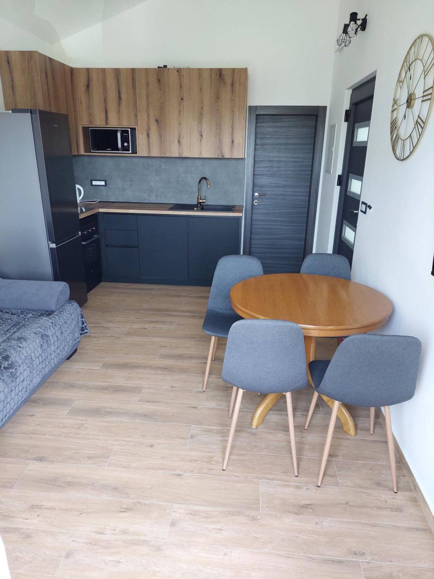 Apartmani Karla Paklenica Стариград-Пакленица Екстериор снимка